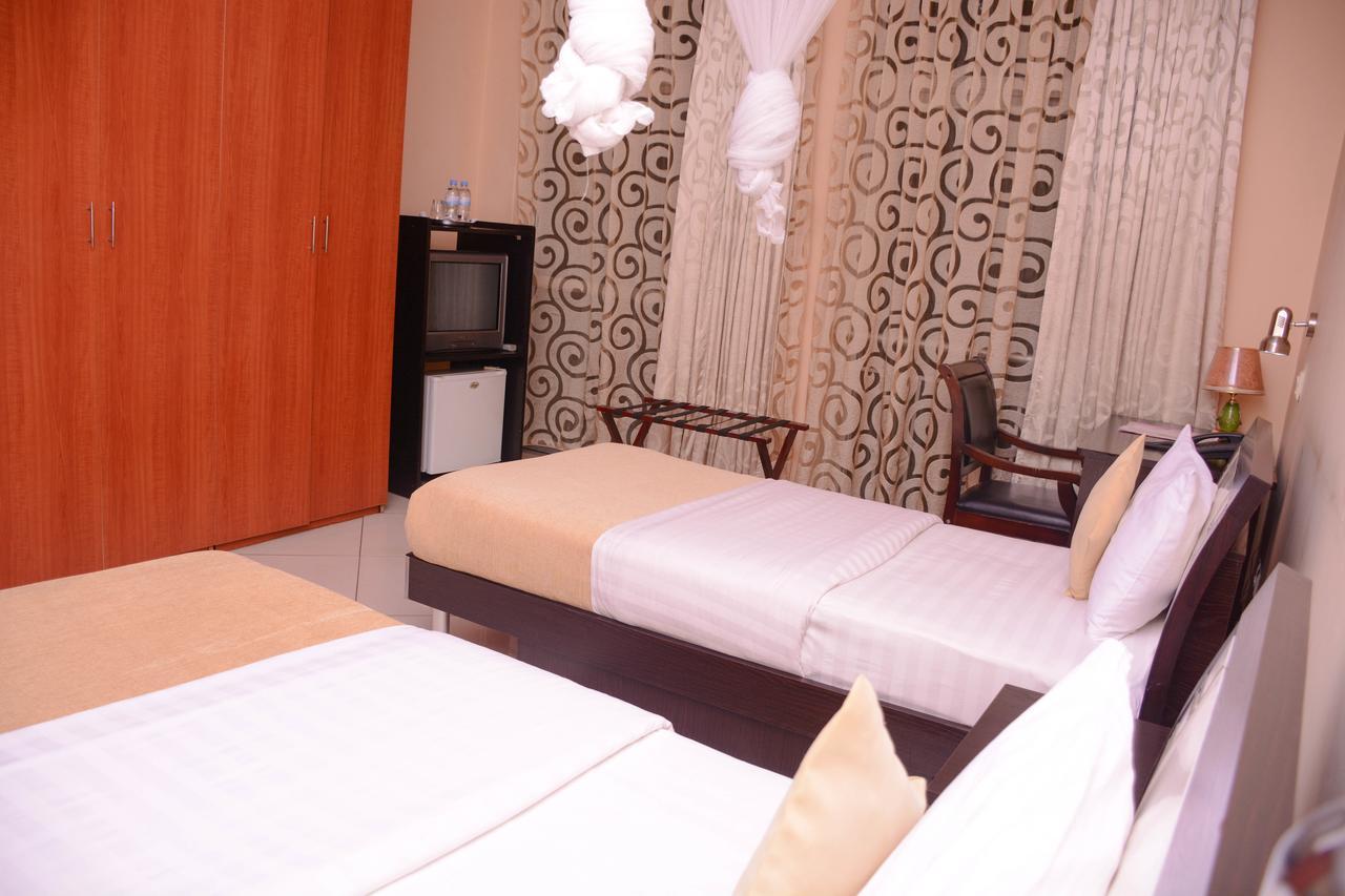 Beausejour Hotel Kigali Extérieur photo